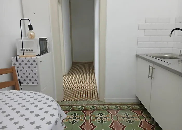 Street House Апартаменти *