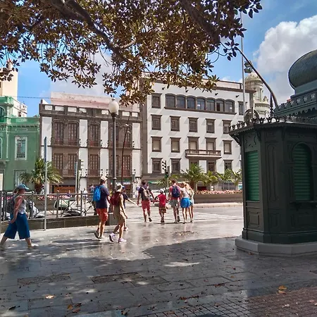 Street House * Las Palmas de Gran Canaria